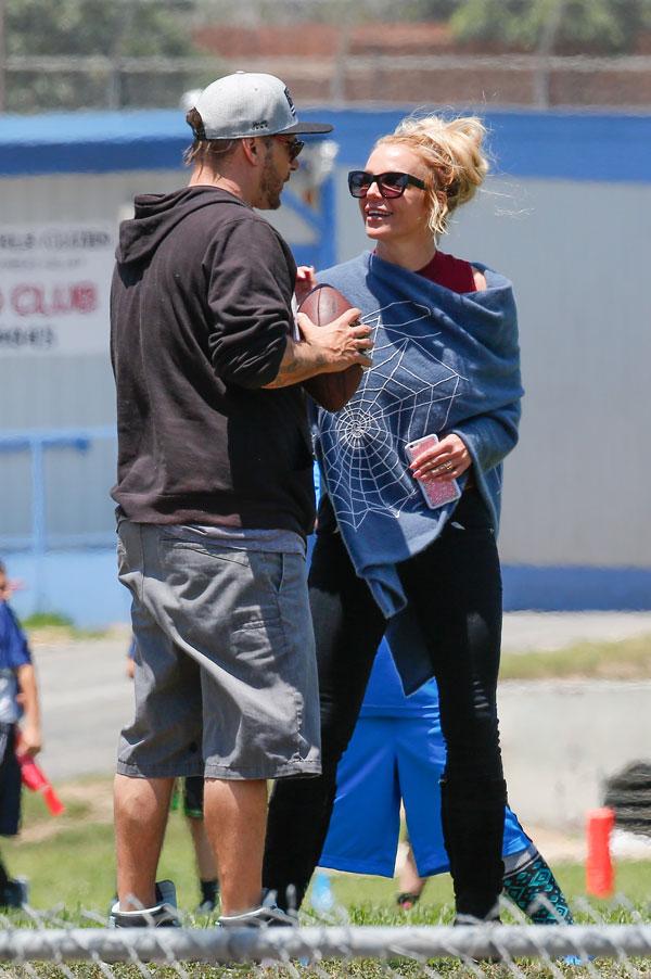 Britney Spears Kevin Federline Laugh Smile Date Day