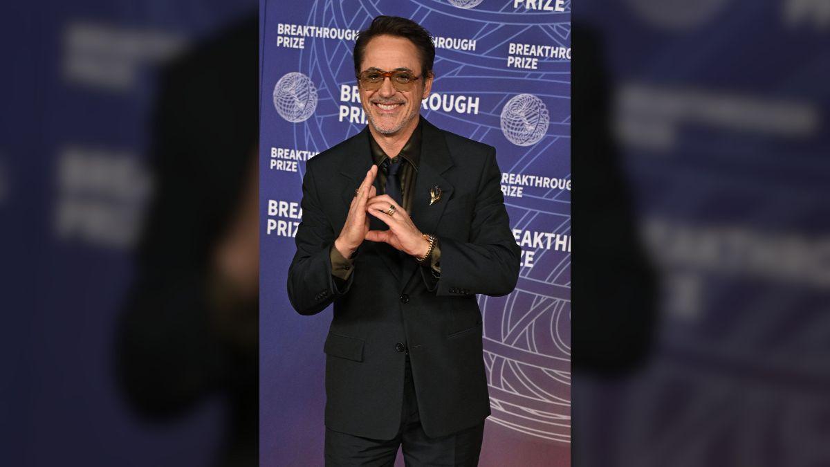 Photo of Robert Downey Jr. makes it a conscious decision to distance his life from social media. 