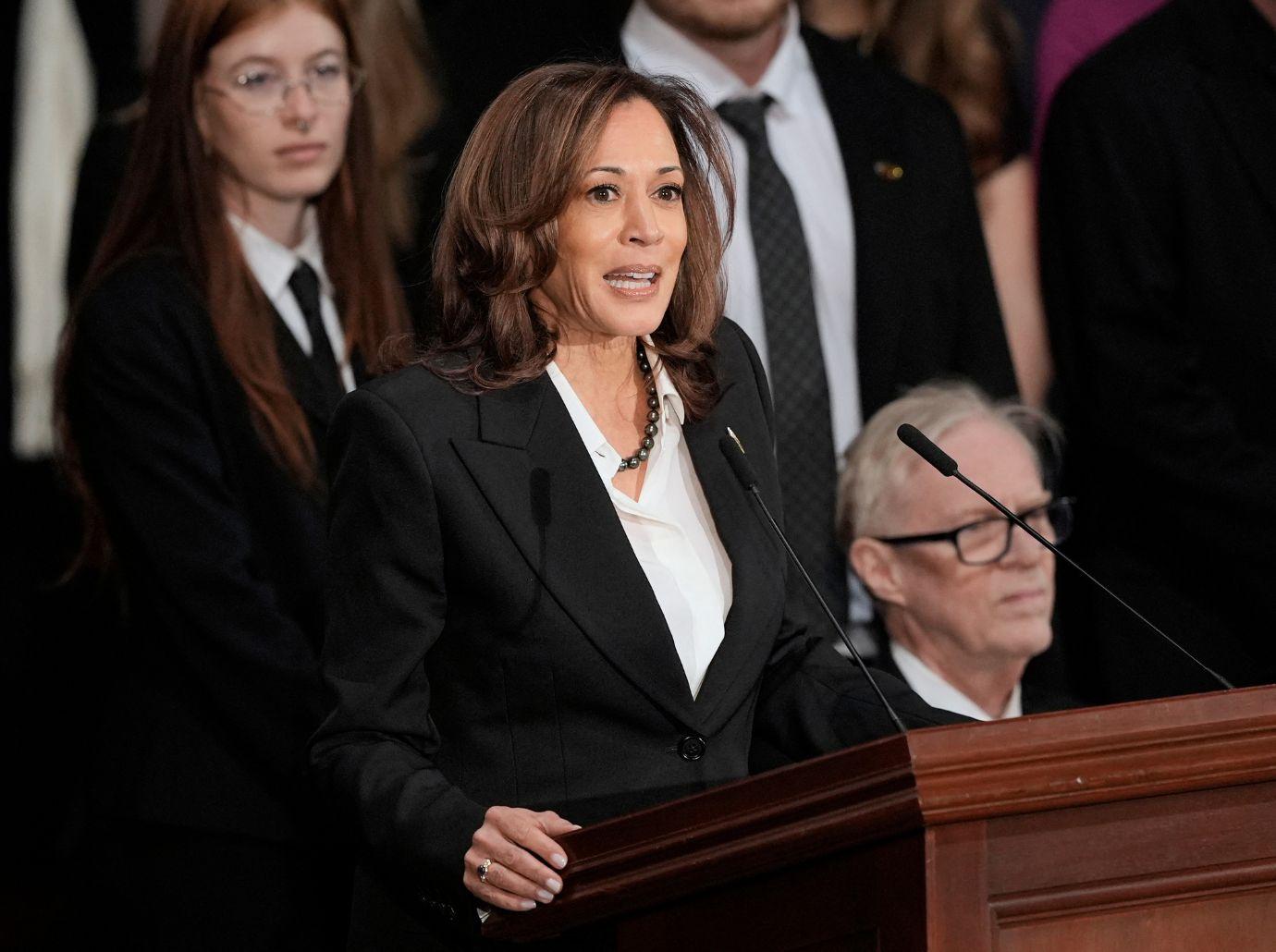 Photo of Kamala Harris 