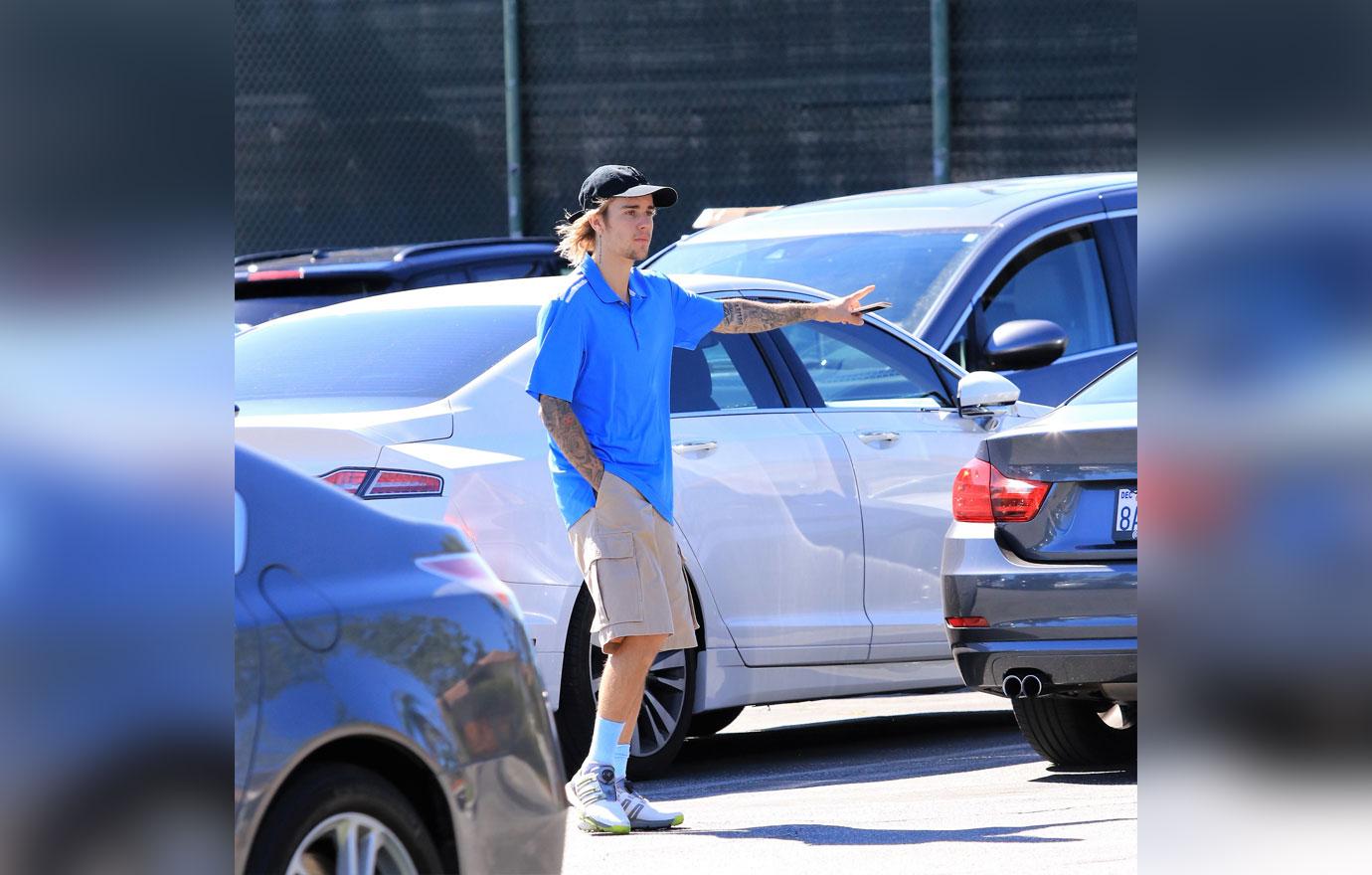 Justin Bieber seen leaving the golf course in Los Angeles