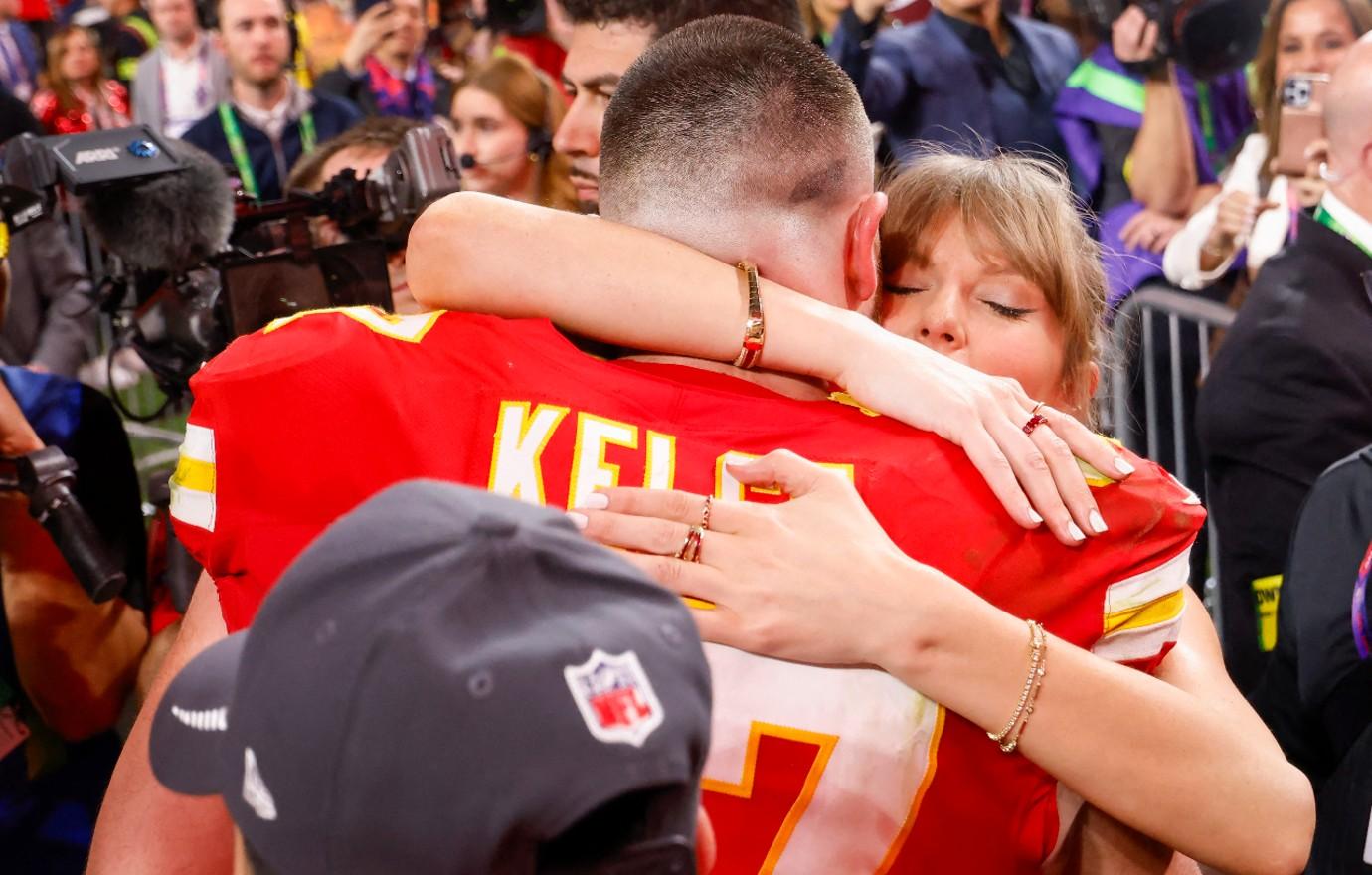 jimmy kimmel teases taylor swift kelce jokes not off limits