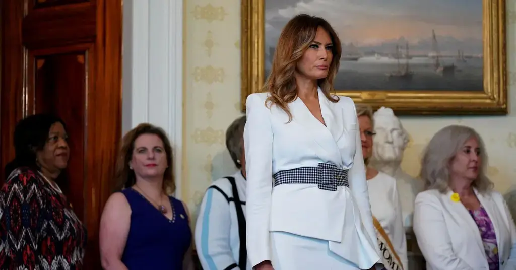 melania trump aide exposes former first lady licensing photos profit