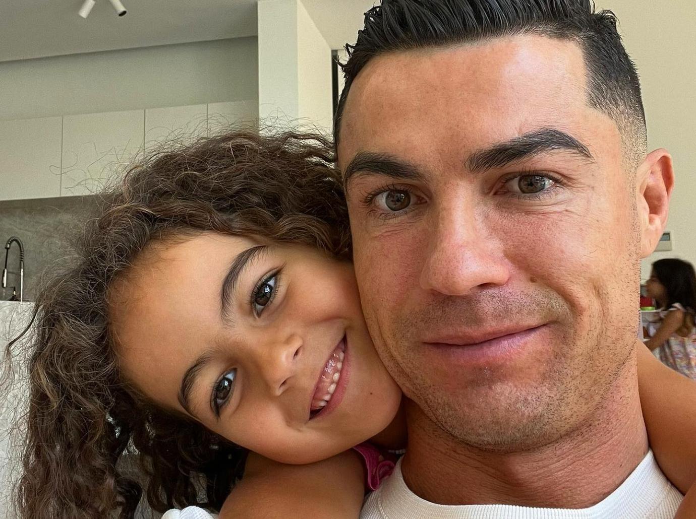 cristiano ronaldo daughter alana birthday post princess photo