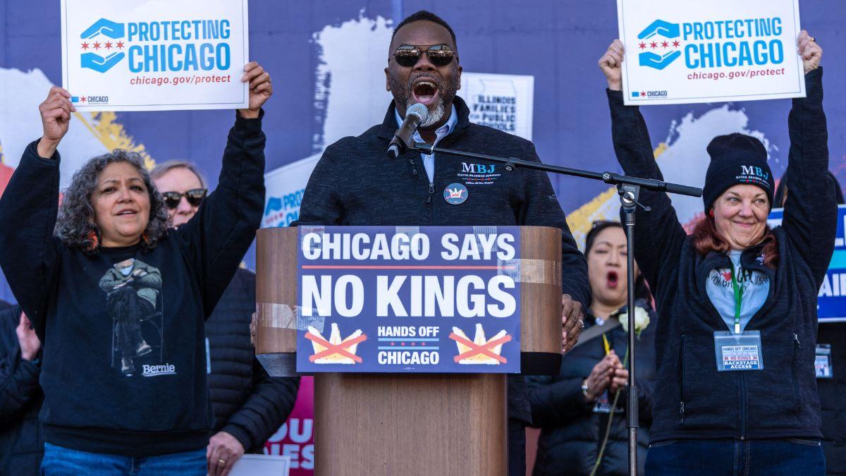 Image of Brandon Johnson’s initiative drew renewed scrutiny as critics pointed to Chicago’s wider violent crime challenges.