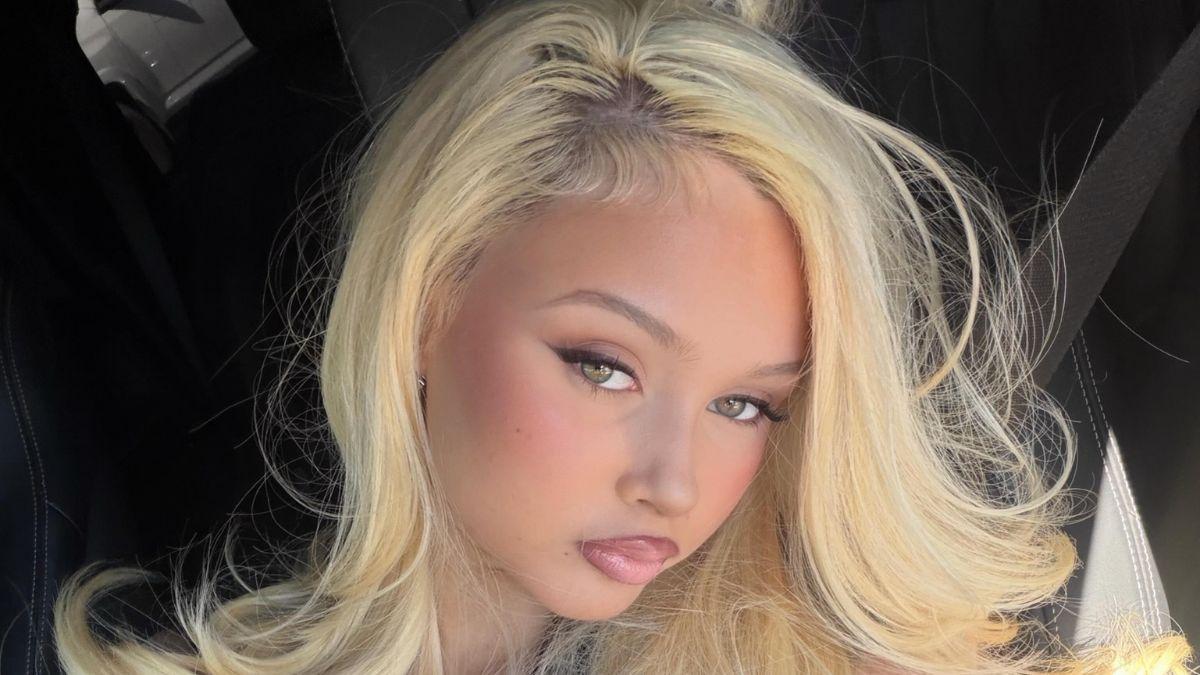 pic of Alabama Barker. 