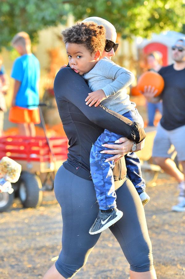 Amber rose son pumpkins