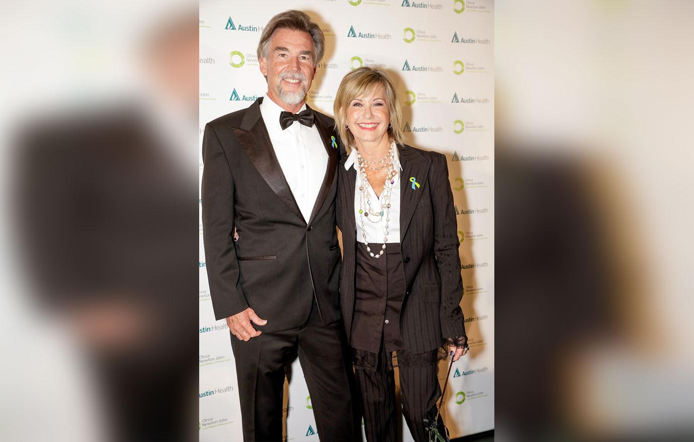 Olivia newton john cancer 2