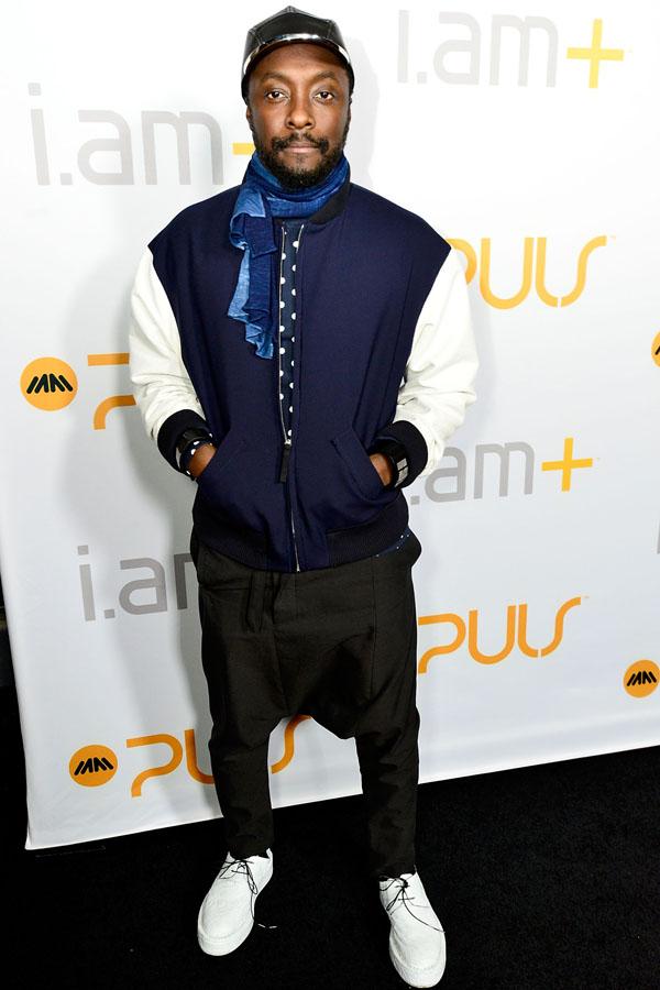 Will.i.am Hosts In Store Experience To Launch i.amPULS SmartBand