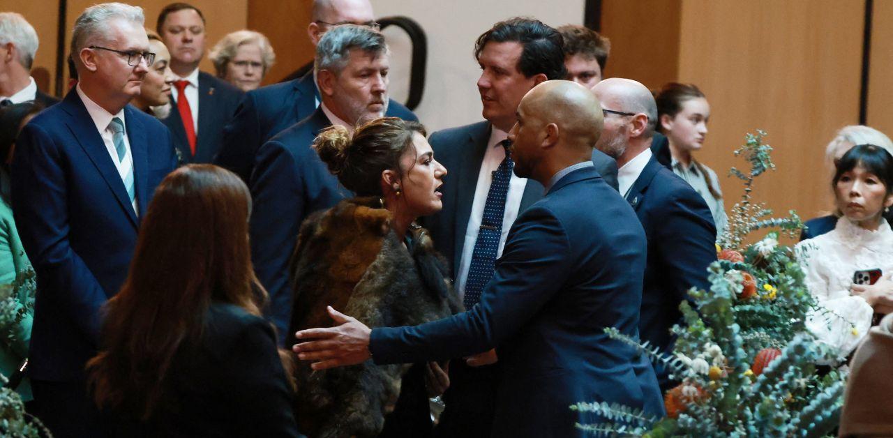 king charles shows sense humour attending climate summit samoa