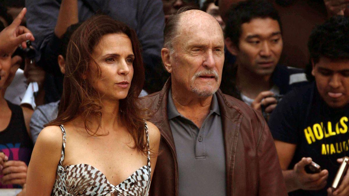 who is luciana pedraza meet robert duvall wife widow