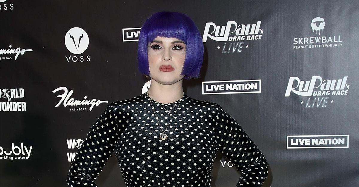 kelly osbourne flaunts bump public appearance pp