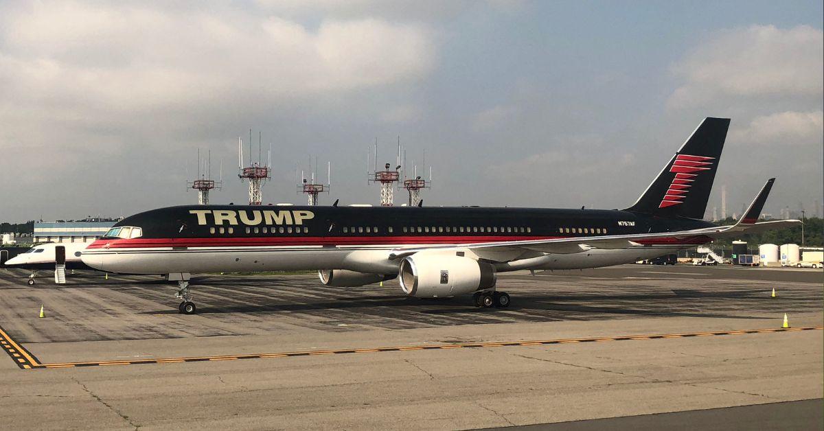 donald trump private plane clipped another parked jet florida airport