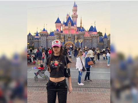 style olivia rodrigo celebrity hottest outfits edikted shop