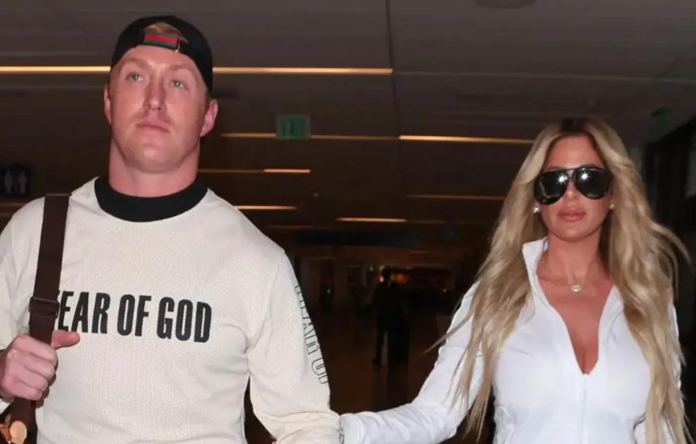 kim zolciaks ex kroy biermann begs sell  million georgia mansion