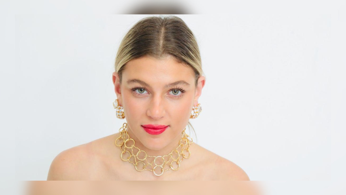 the return of statement style why accessories are taking over again