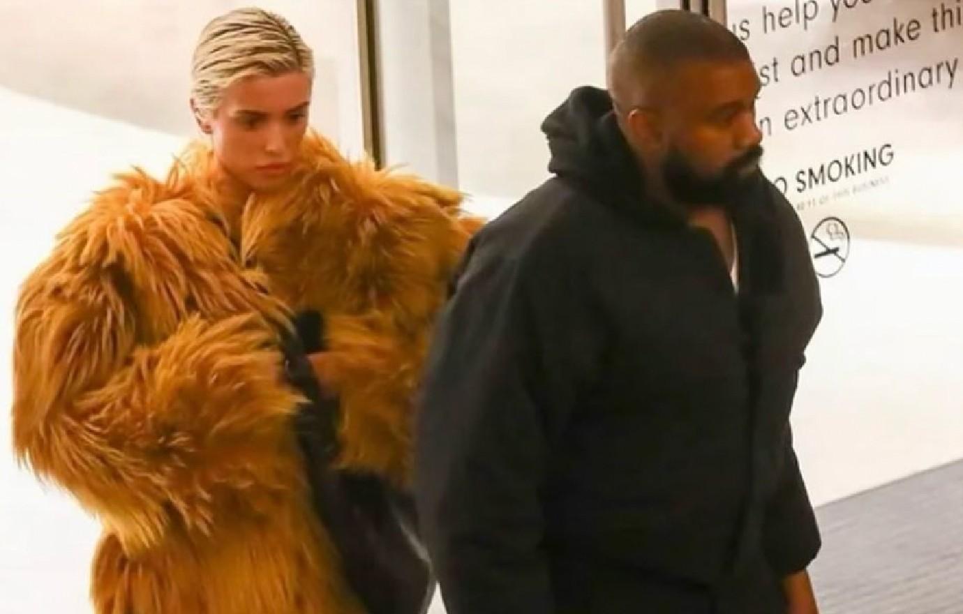 Kanye West squeezes wife Bianca Censori's butt and buries his head