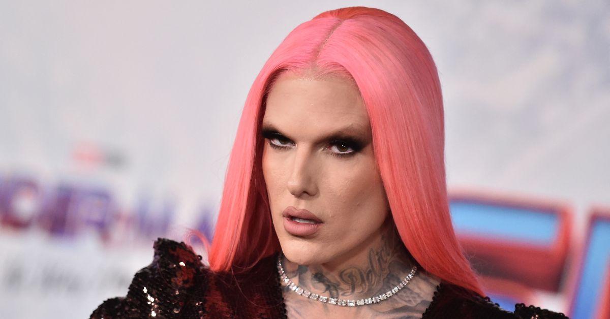 Jeffree Star Exposes His Butt While Laying Across a Bed in Heels: Photo