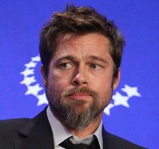 2009__11__bradpitt2 225×212.jpg