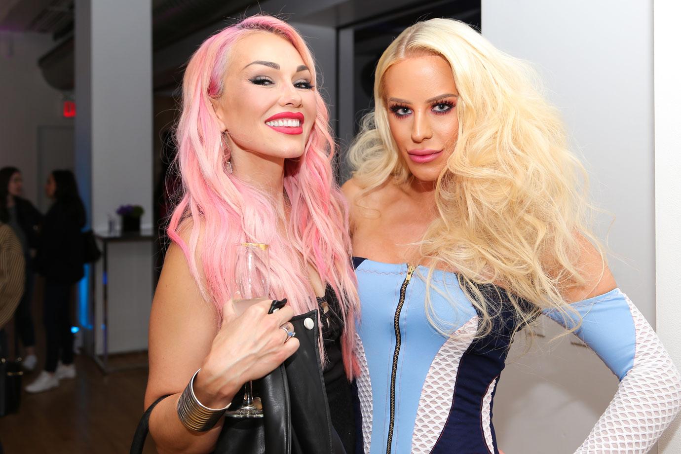 Gigi Gorgeous(right)