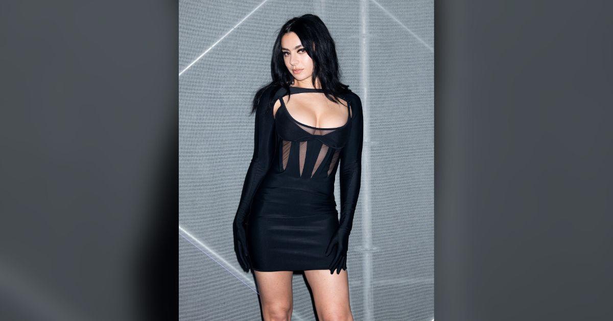 Photo of Fans believed Taylor Swift may have thrown shade toward Charlie XCX.