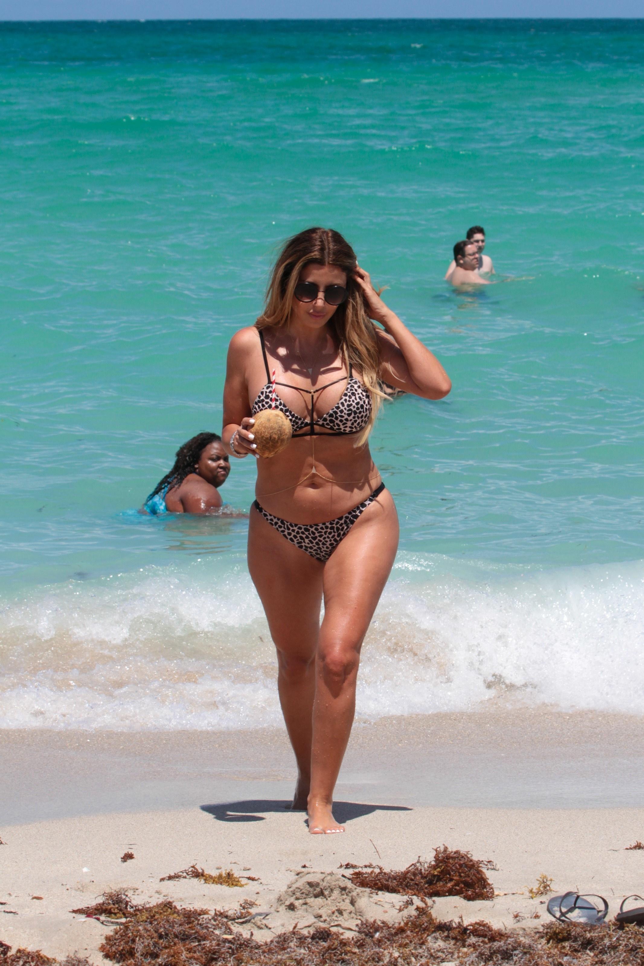 Larsa Pippen tans her bikini bod in Miami