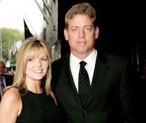 2011__01__Troy_Rhonda_Aikman_Jan25news 300&#215;253.jpg