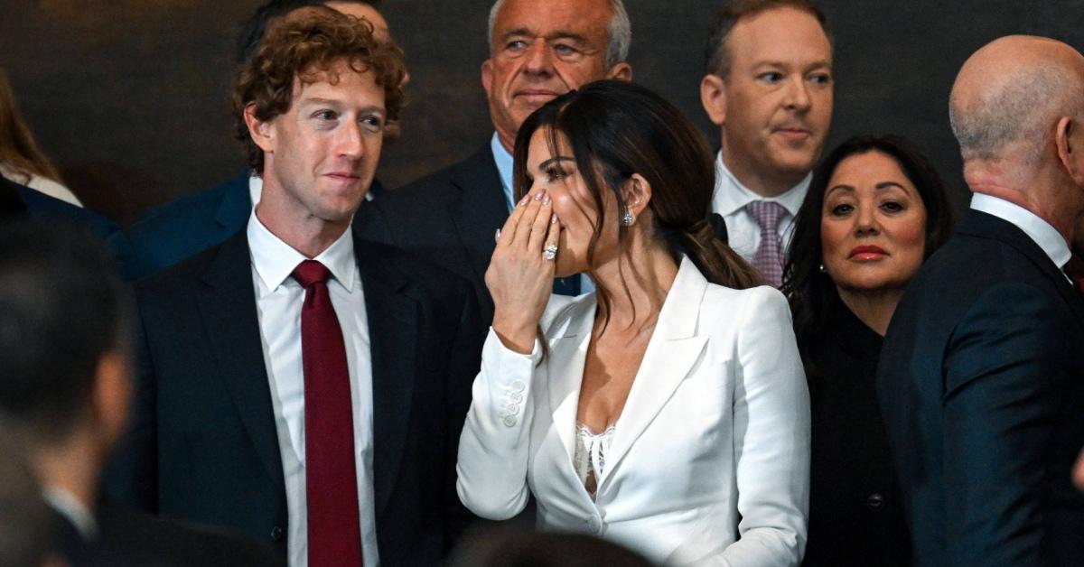 mark zuckerberg caught ogling lauren sanchez chest wife donald trump inauguration