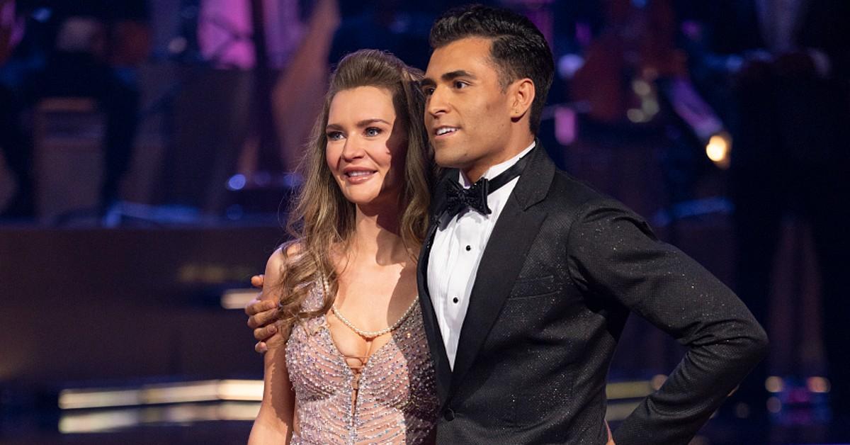 anna delvey cried bathroom after dealing with backlash cast dwts dance partner ezra sosa reveals