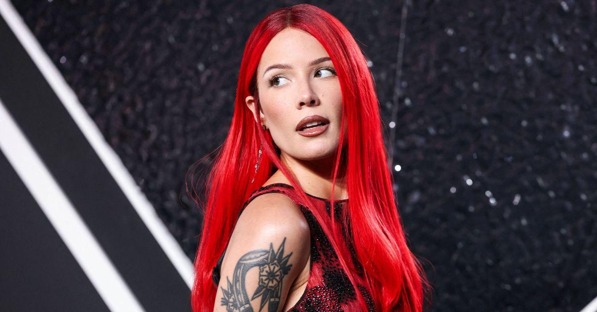 halsey messes up lyrics gasoline concert watch hilarious mishap