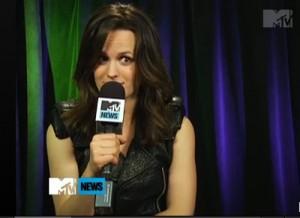 2010__05__Elizabeth_Reaser_May19news 300×218.jpg