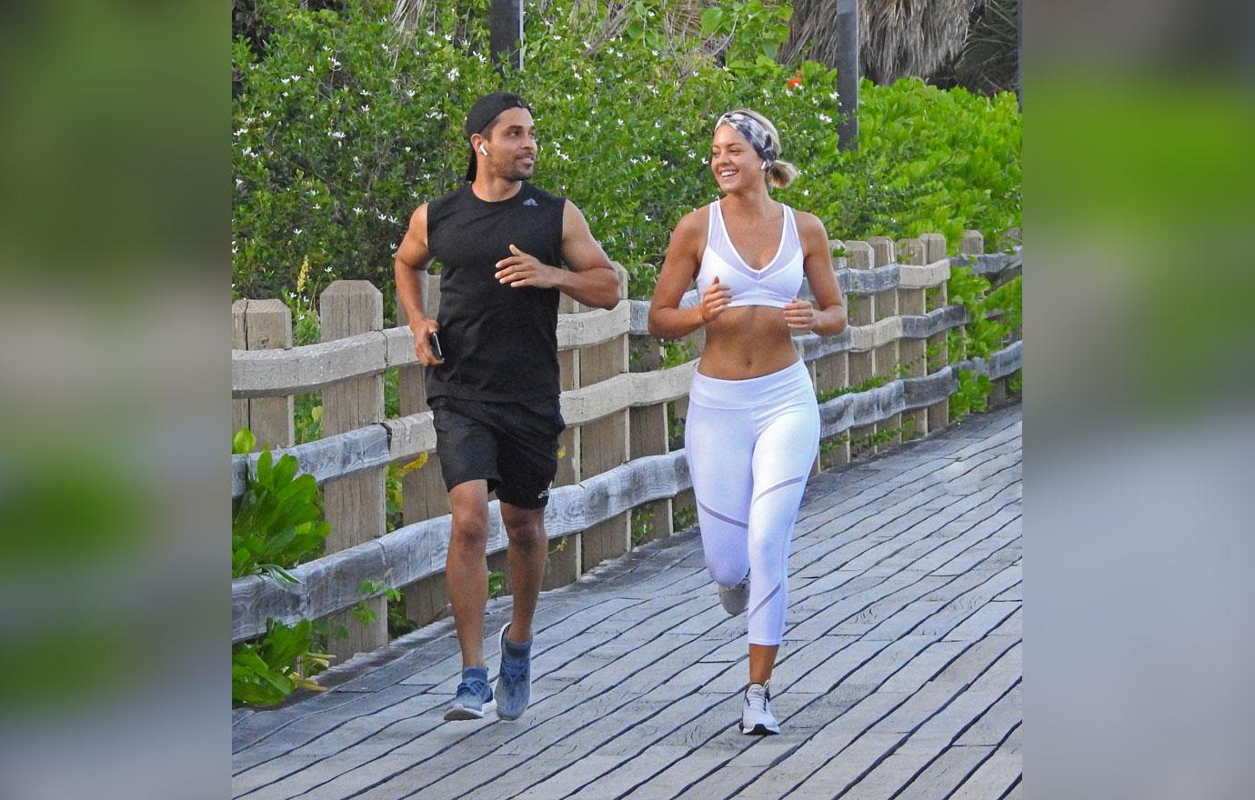 //wilmer amanda jogging