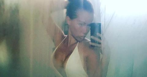 Kendra wilkinson sexy pic 33rd birthday after divorce hank baskett