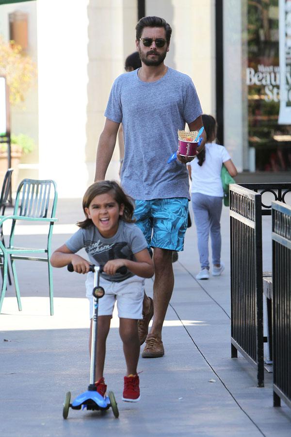 Kourtney Kardashian's Paternity Test Proves Scott Disick Is Mason's Father:  Living In The Spotlight With The Kardashians