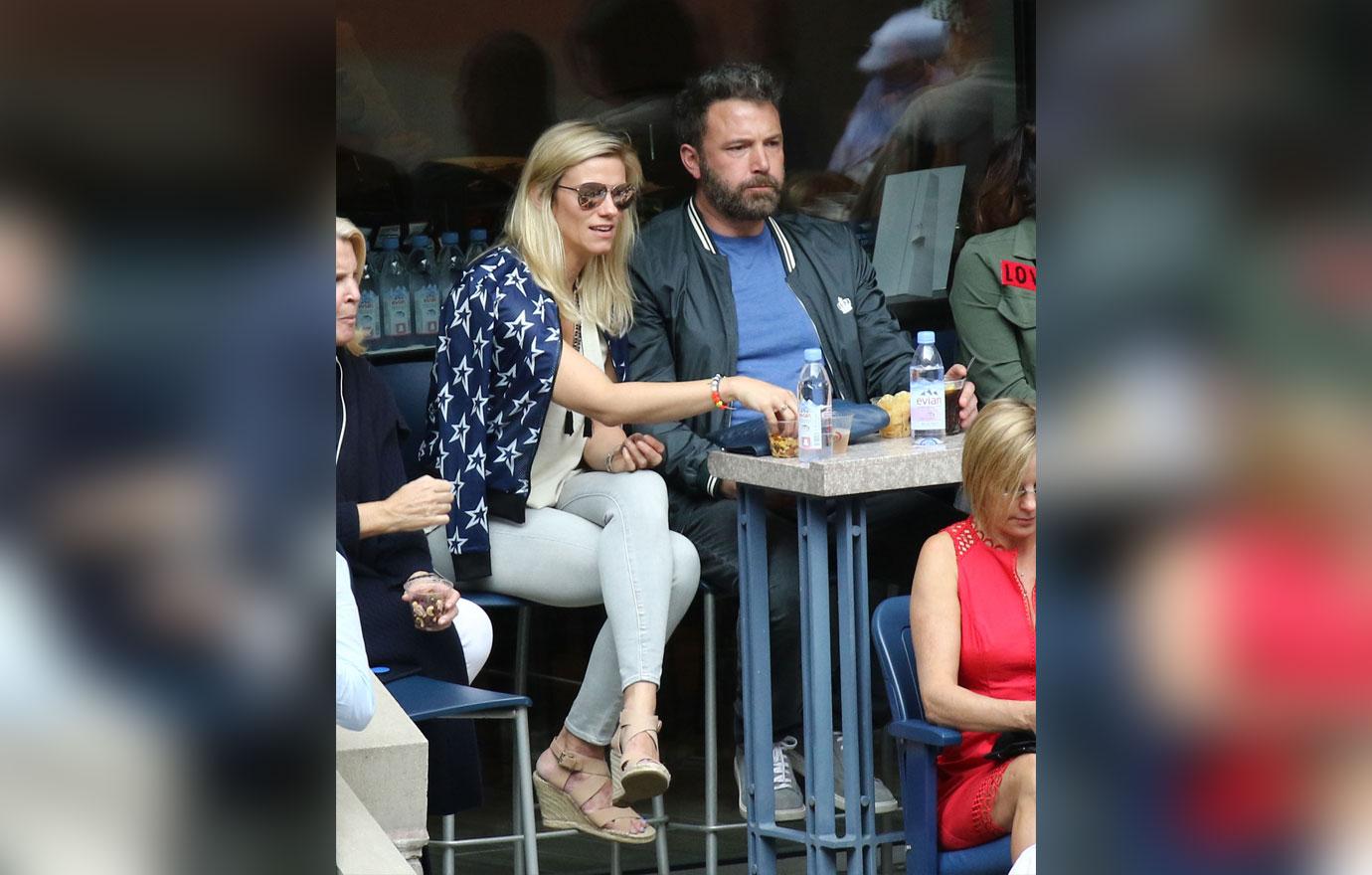 Lindsay shookus deletes instagram ben affleck playboy model 1