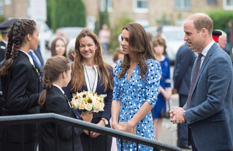 prince william and kate middleton helping old man