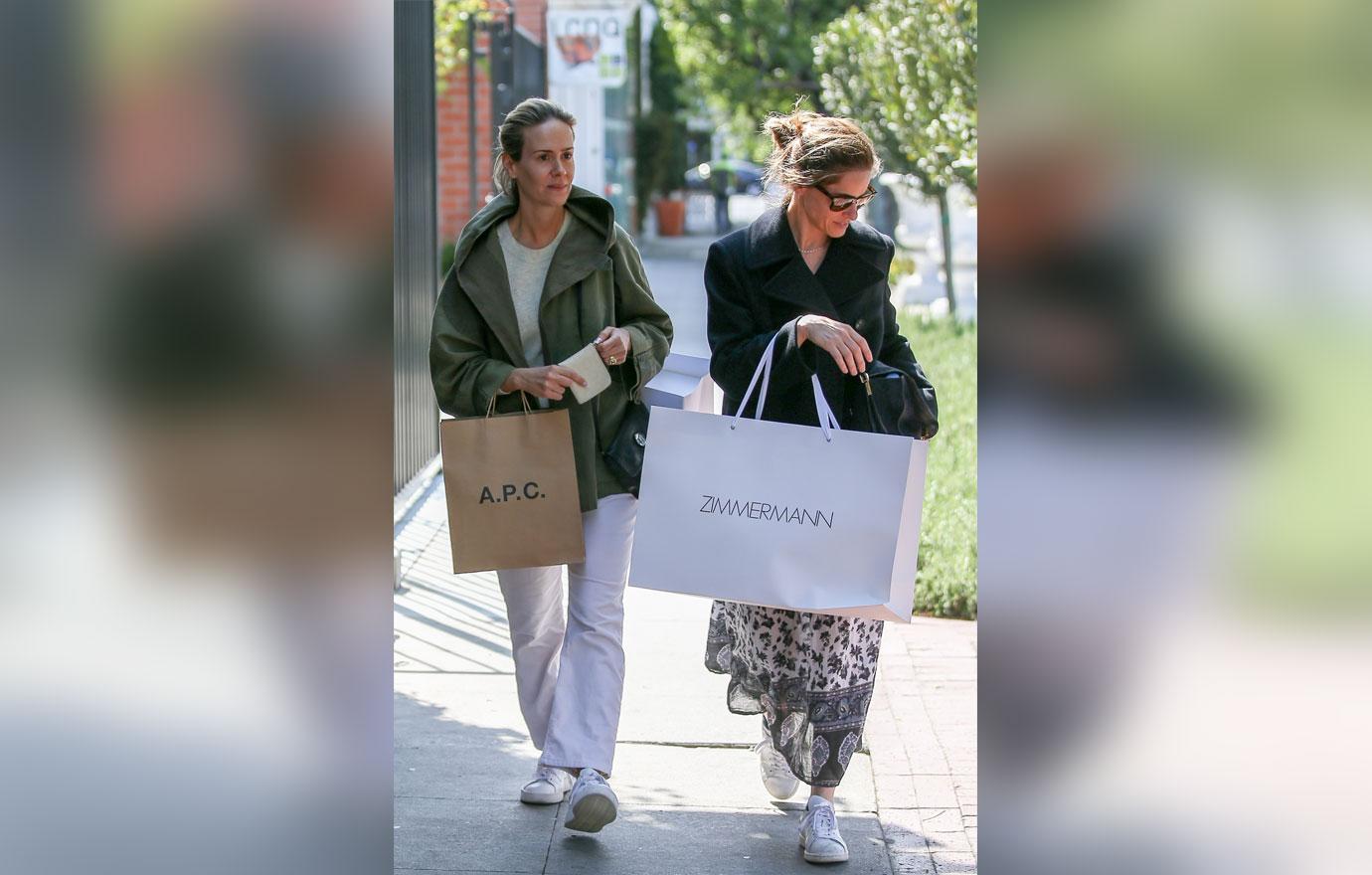 Sarah Paulson and Amanda Peet go shopping on Melrose Place