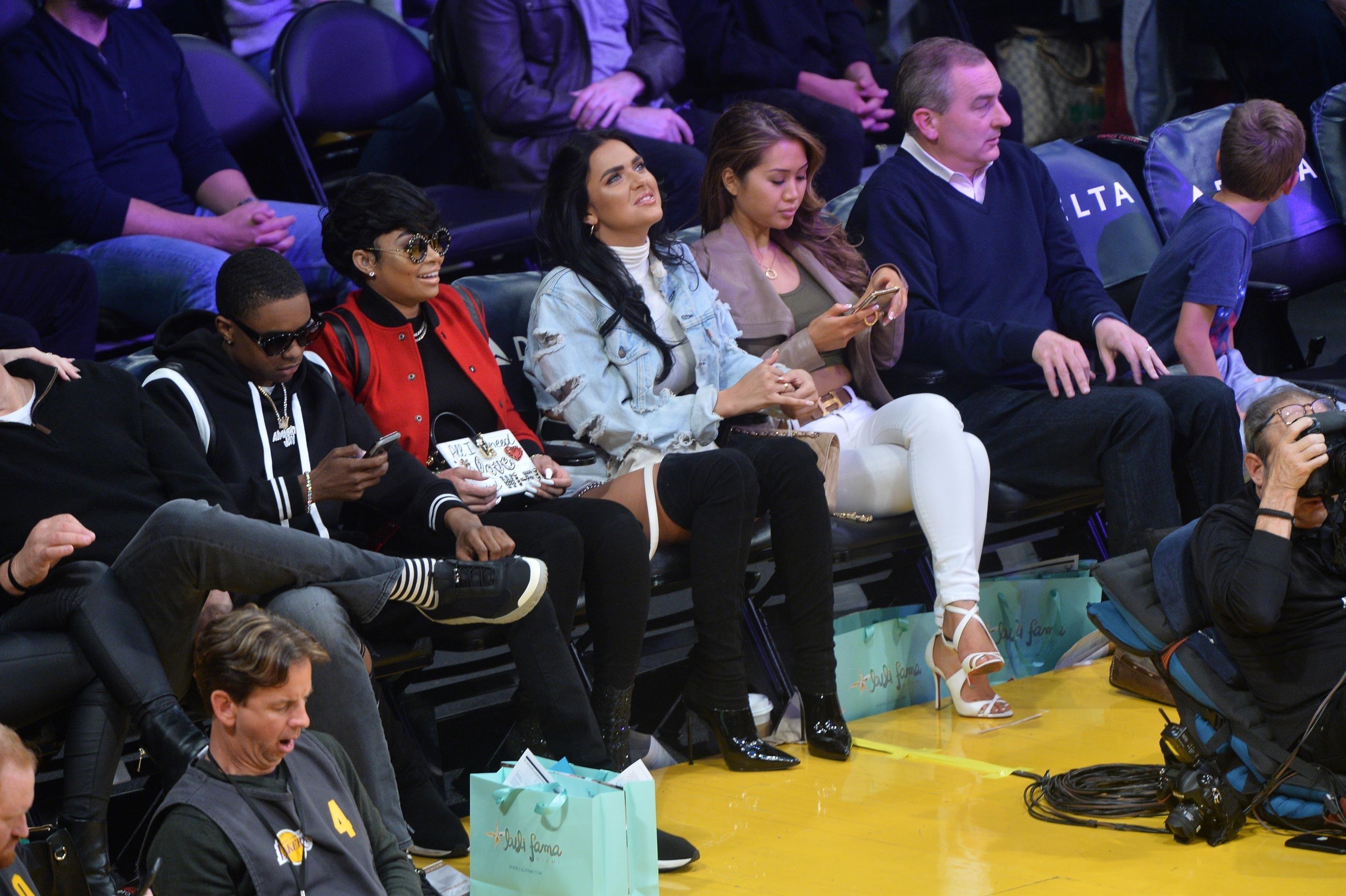 Blac Chyna & Teenage Boyfriend YBN Almighty Jay Hang At Lakers Game