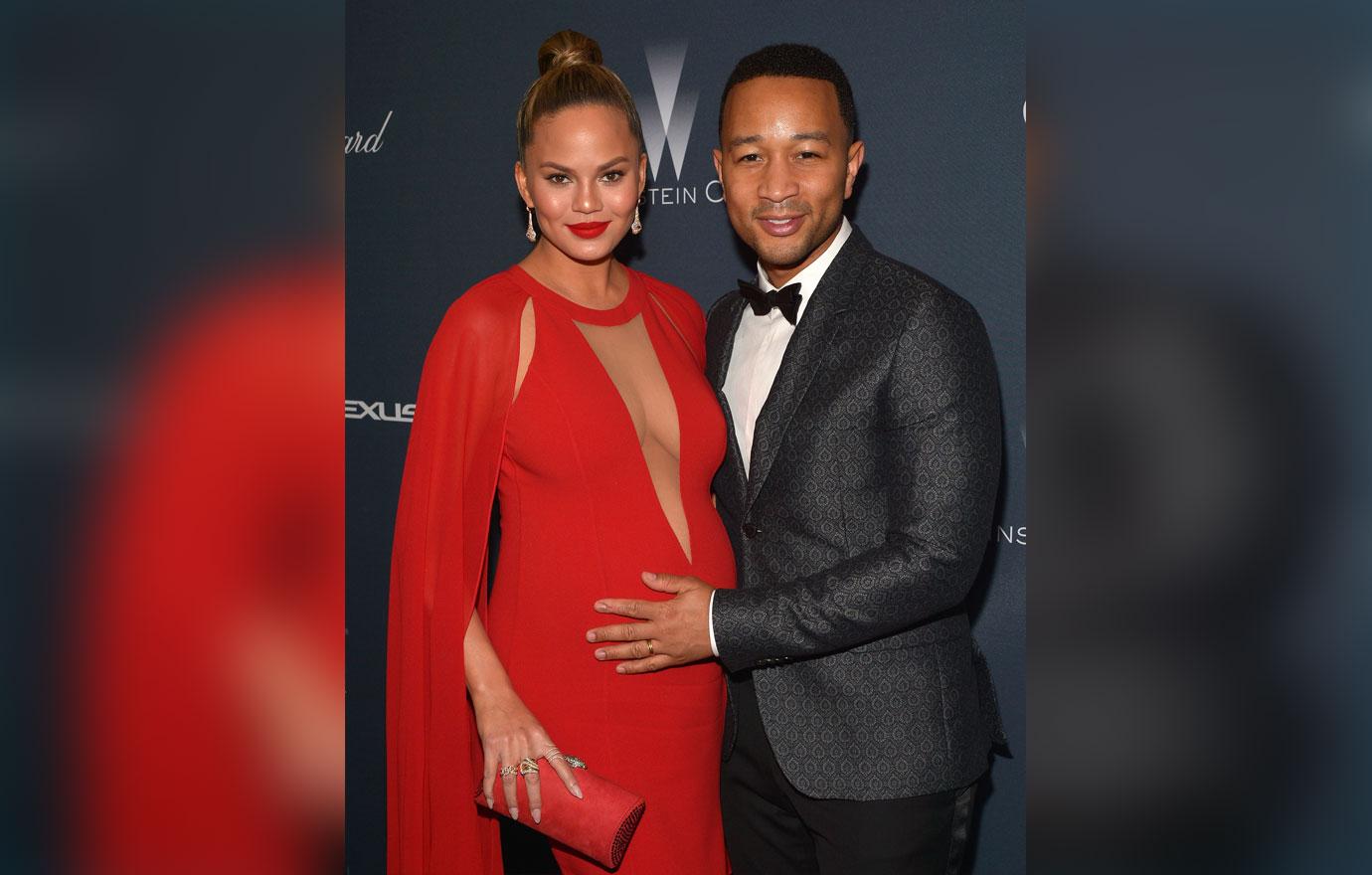 chrissy teigen baby john legend 02