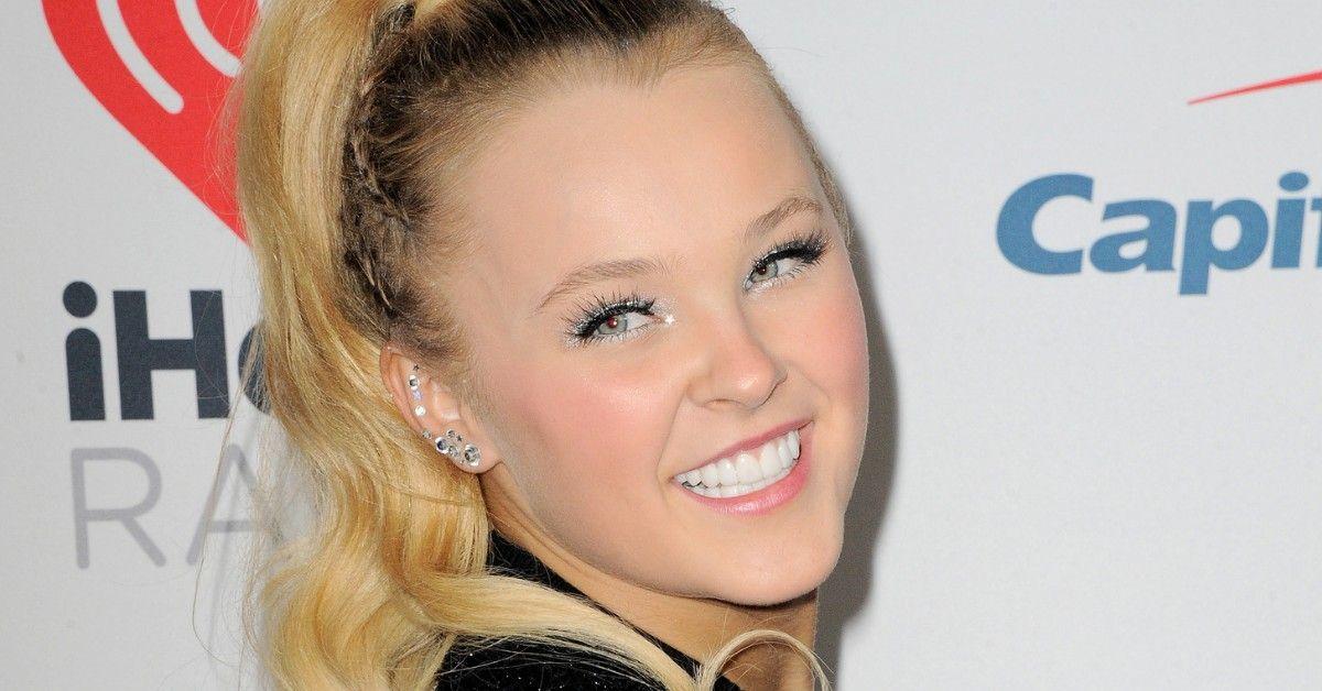 JoJo Siwa Breaks Silence Controversial 'Lesbian' Comment