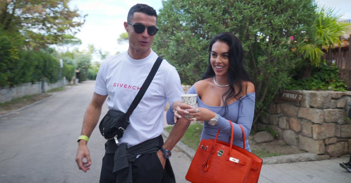 Photo of Cristiano Ronaldo and Georgina Rodríguez