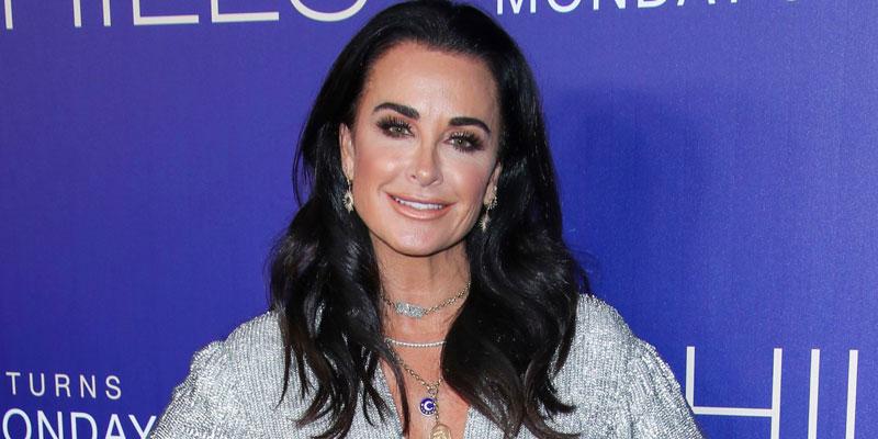 RHOBH: Kyle Richards Decorates Her House For Halloween