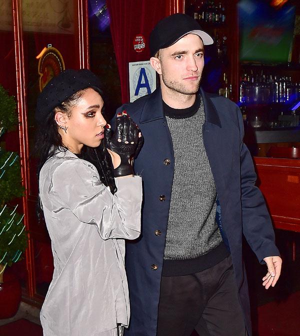 Robert Pattinson S Girlfriend Fka Twigs Goes Topless After Meeting His