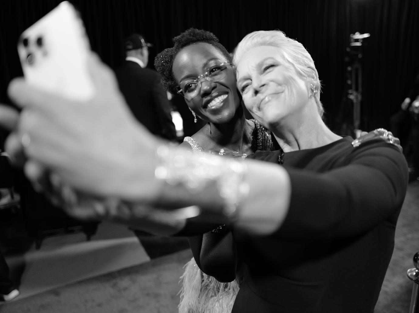 oscars  behind the scenes cameras academy awards photos