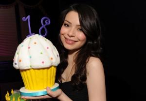 2011__05__MirandaCosgrove 300×209.jpg