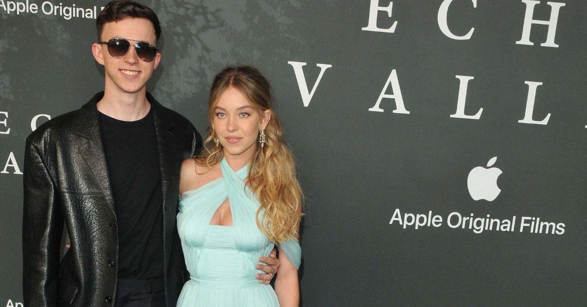 sydney sweeney shows off cleavage echo valley premiere brother trent photos