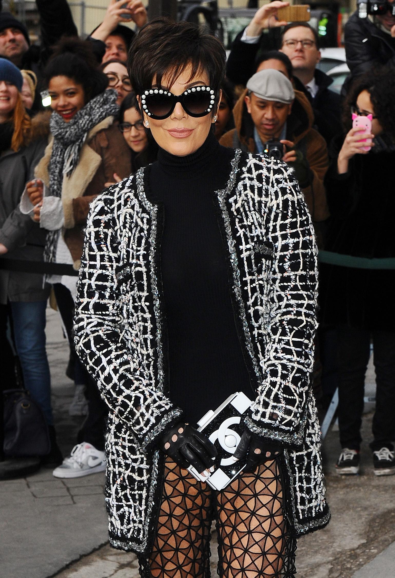 Kendall Jenner Has Major Modeling Moment For Chanel In Paris—See The ...