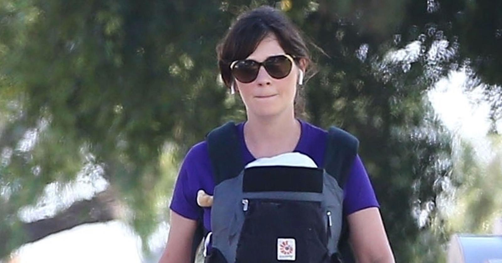 [PICS] Zooey Deschanel And Newborn Baby Boy Go Out For A Walk